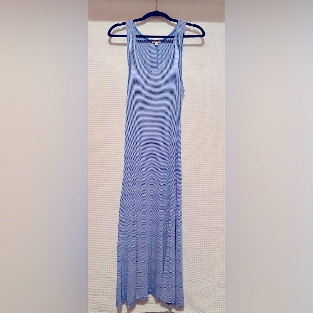 GAP Navy and White Striped Flowy Maxi Dress Beachy/Boho! 100% Rayon Size Sm